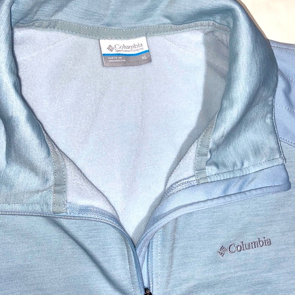 Columbia 1/4 Zip Pullover with Soft Light Fleece Lining. Size XL. Light Blue. - Picture 6 of 9